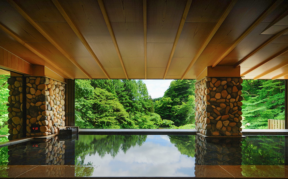 岩手県温泉ランキング上位の花巻温泉 弱アルカリ性で安心 花巻温泉郷 愛隣館